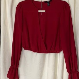 Red, long sleeve, crop trip